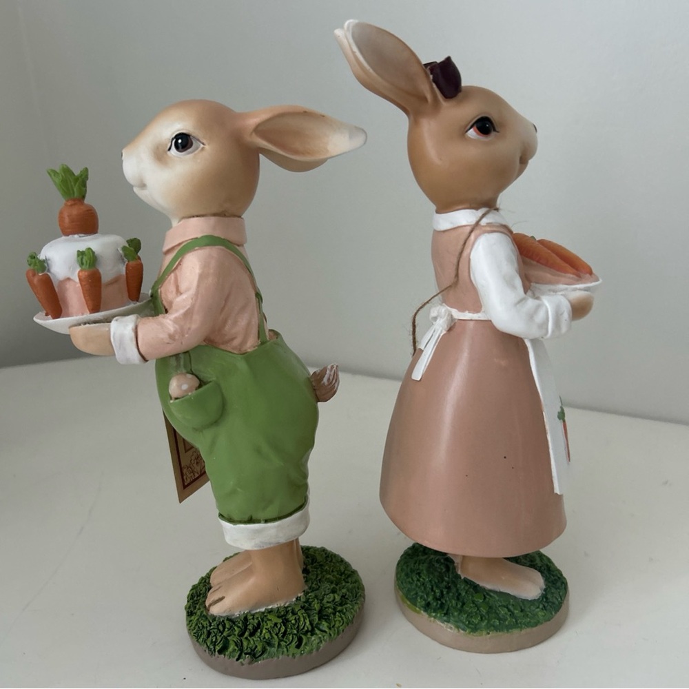 Easter Bunny Rabbit w Carrots Figurine Set- Farmers Primitive Style Peter Rabbit - Picture 8 of 13